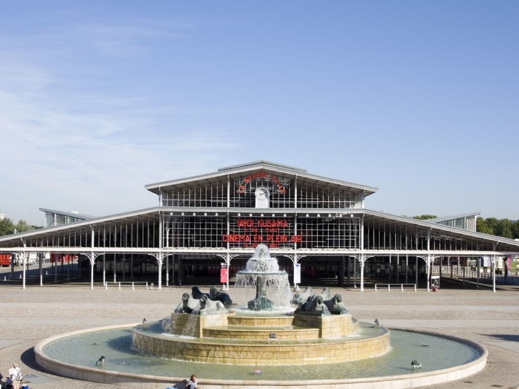 Photo de la place de la Fontaine-aux-Lions