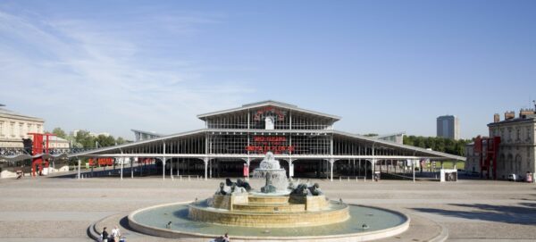 Photo de la place de la Fontaine-aux-Lions